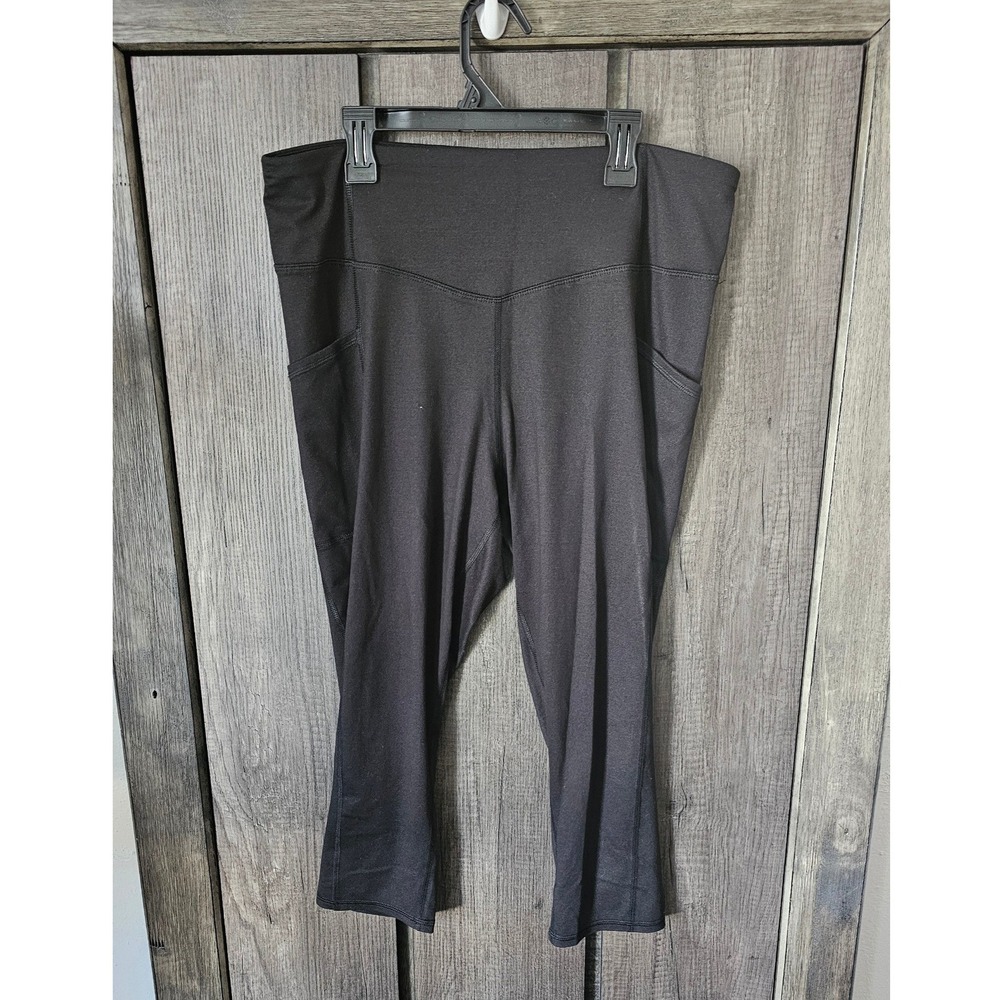 Maurices Black Leggings Cropped Capri Athletic Workout Athleisure Size L